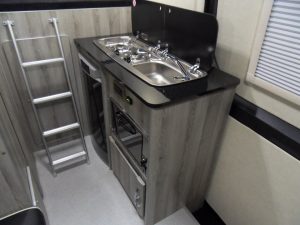 4x4 mercedes sprinter kitchen