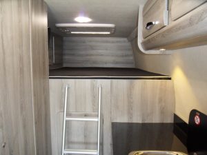 sprinter sporthome fixed bed