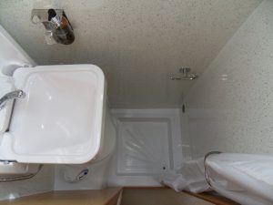 Mercedes motorhome bathroom