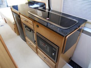 Mercedes motorhome Microwave, oven, grill and hob